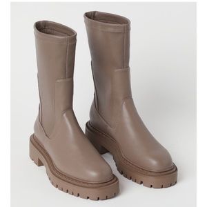 H&M Chelsea Boot - Lug Sole Boot Sold Out. Size 10